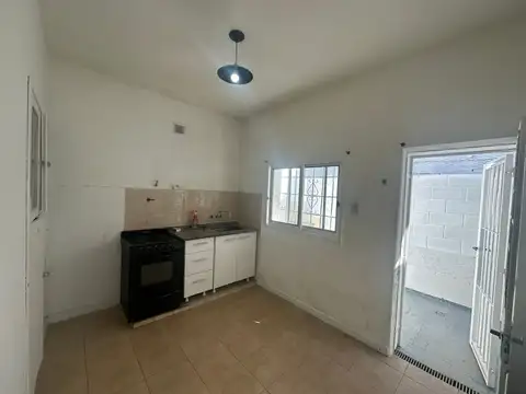 Departamento en Alquiler en Villa Maipu, $ 850.000