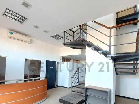 Oficina en Venta 63 años
