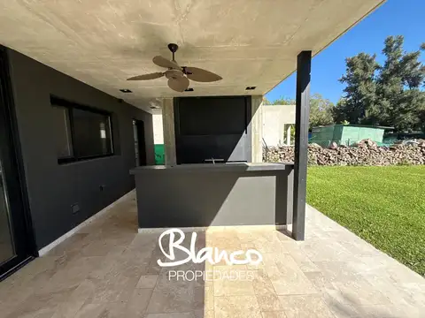 Casa en Venta en Lagoon Pilar, USD 780.000