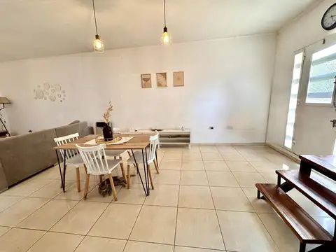 Depto Tipo Casa en Venta en Arroyito, USD 129.000