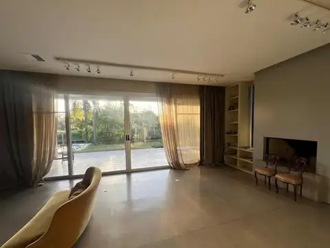 Casa en Alquiler 15 años
