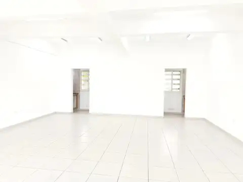 Local Comercial en Alquiler ? Gral Gutiérrez ? Maipú