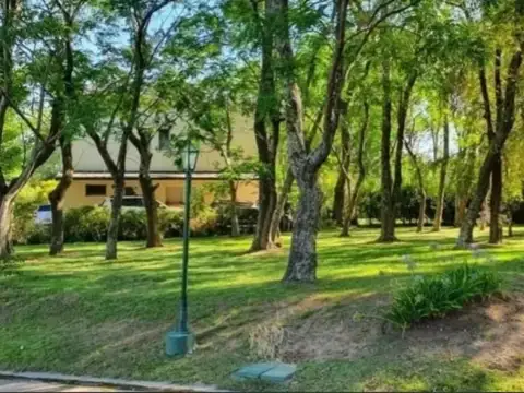Terreno en Venta en Septiembre, USD 160.000