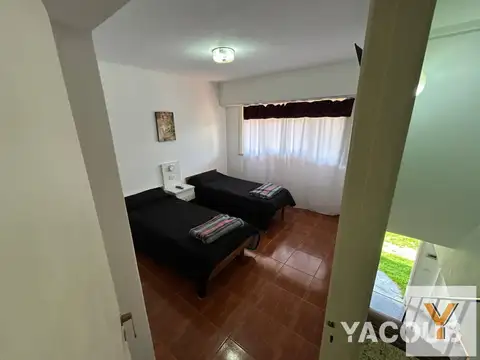 Casa en alquiler temporario - 4 Dormitorios 2 Baños - Mar del Plata