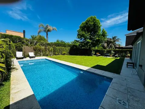 Casa  en Venta en Las Glorietas, Nordelta