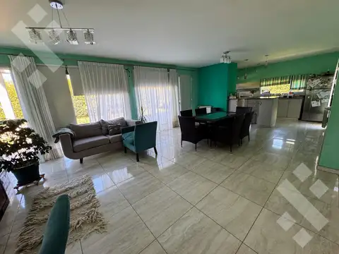 Casa en venta B° La Castellana Neuquen