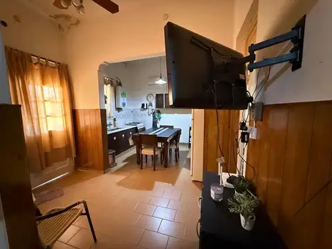 Casa 4 ambientes con 1 baño