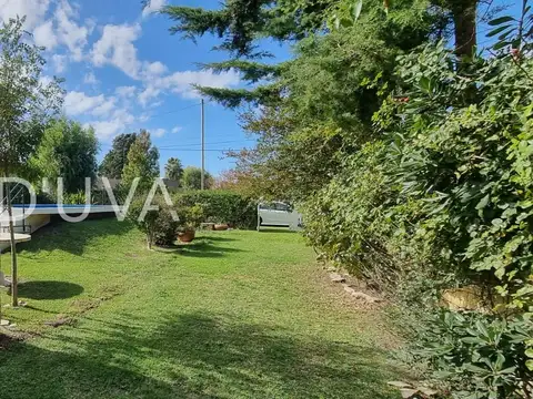 Casa en Venta con 1 cochera