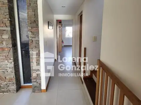 Casa en Alquiler Temporal con 6 cocheras