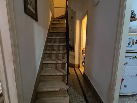 Depto Tipo Casa en Venta en Almagro, USD 130.000