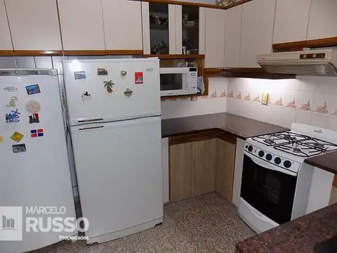 Casa 4 ambientes con 3 baños