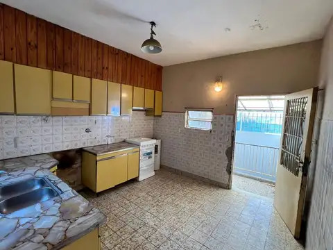 Depto Tipo Casa en Alquiler de 4 ambientes