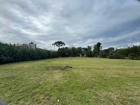 Terreno en Venta en Pilar Del Este, USD 1.000.000