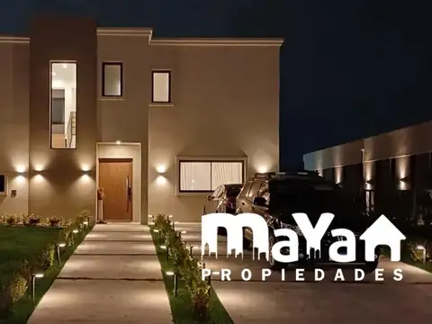 CASA EN VENTA EN SAN SEBASTIAN