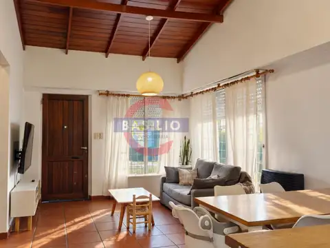 PH AL FRENTE EN VENTA 3 AMBIENTES EN FLORIDA ESTE CON JARDIN