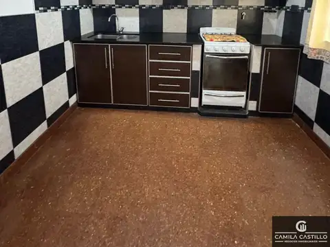 Depto Tipo Casa en Venta 50 años