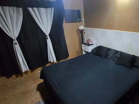 Se vende casa céntrica en Avellaneda