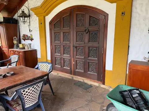 Exclusiva Casa Quinta en Exaltación de la Cruz