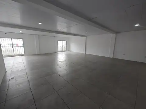 Oficina en Alquiler en Gregorio de Laferrere, $ 1.000.000