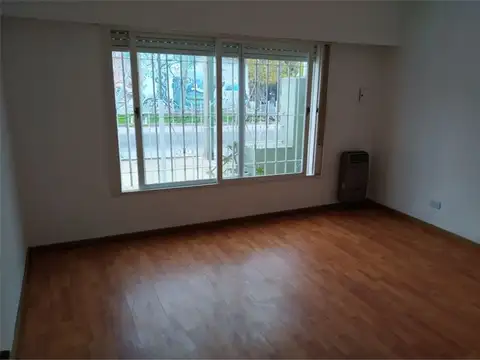 CASA EN ALQUILER EN LA PLATA