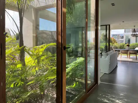 Casa en Venta 1 año