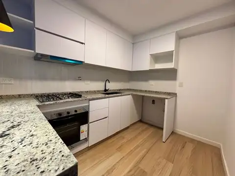 Depto Tipo Casa 4 ambientes con 2 baños