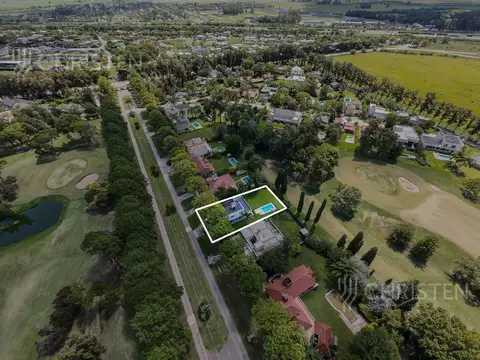 Casa en Venta en Club De Campo El Paso, USD 490.000