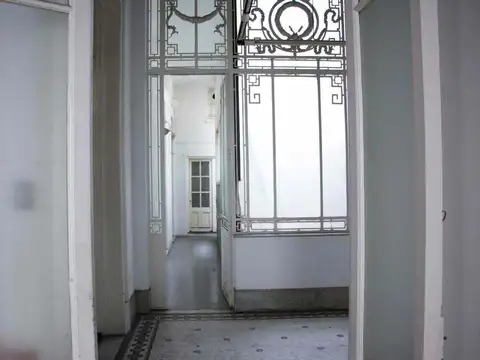 VENTA DEPARTAMENTO 6 AMBIENTES FRANCÉS MICROCENTRO