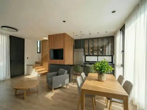 Depto Tipo Casa 3 ambientes con 2 baños