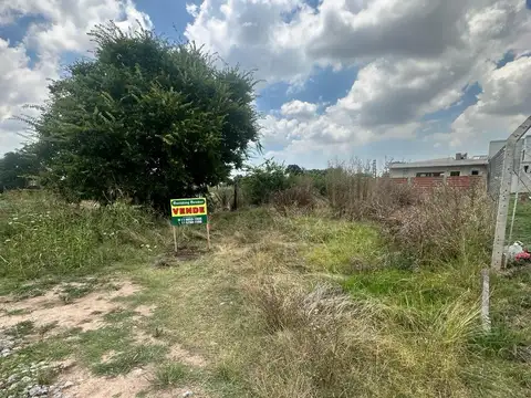 Lote de 12x25 en venta en Guillermo E Hudson
