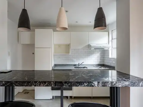 El Salvador y Homboldt. 3 ambientes.