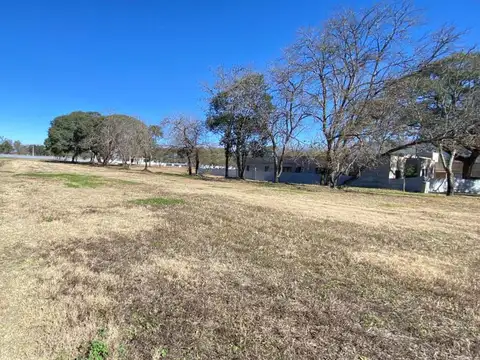 La Arbolada Mz. 18 Lote 100