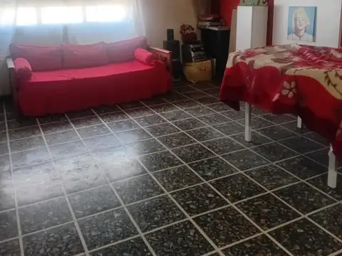 Casa en Venta en Mataderos, USD 100.000