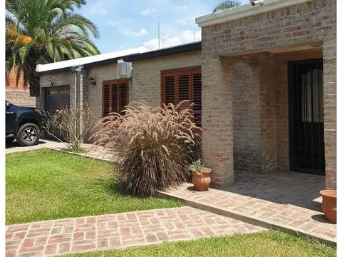 Casa en Venta en Marcos Paz, USD 240.000