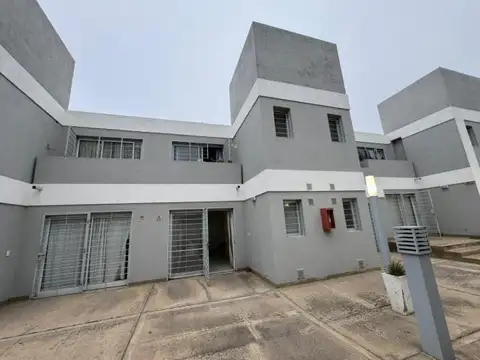 ALQUILER DUPLEX VILLA CARLOS PAZ 1 DORM PILETA COCHERA