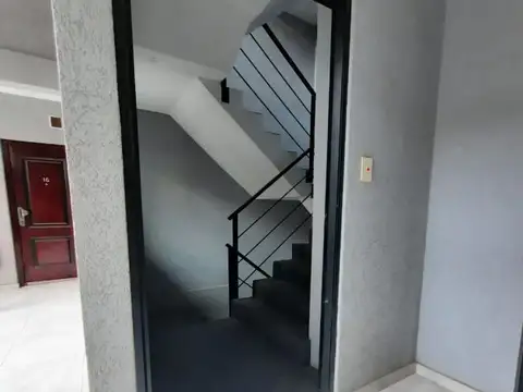 A. Lamas 2200, Piso 1