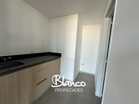 Oficina en Venta al Este