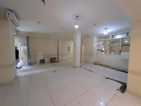 Local en Alquiler en Recoleta, $ 2.500.000