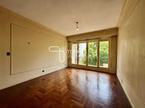 Departamento en Venta en Plaza Colon, USD 145.000