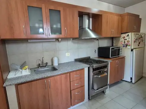 505 e/ 16 y 17 2100