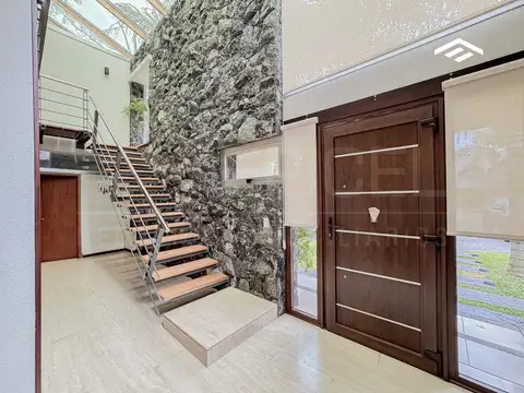 CASA A LA VENTA ST THOMAS NORTE - GRAN OPORTUNIDAD!