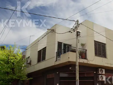 Departamento de 3 dormitorios en Venta, Los Hornos