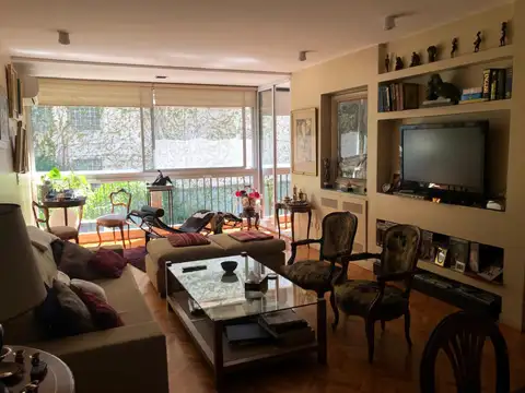VENTA DE CUATRO AMB EN PALERMO DIVINO C COCHERA Y BAULERA!