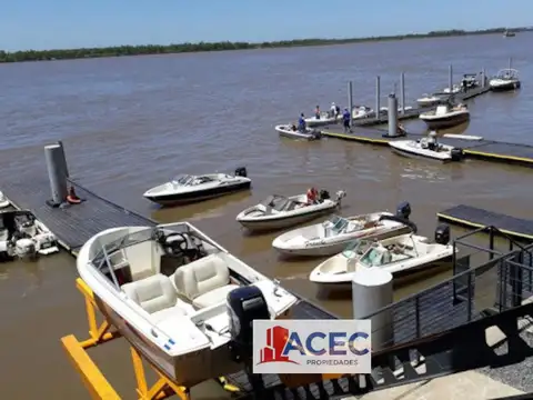 J. A. Roca 600 - Cuna Nautica 26 pies