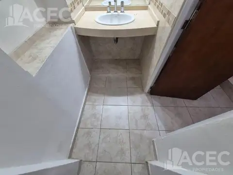 Pasaje Travella al 900