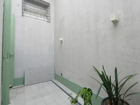 VENTA PH MONO c/PATIO-TERR APTO CREDITO BARRACAS