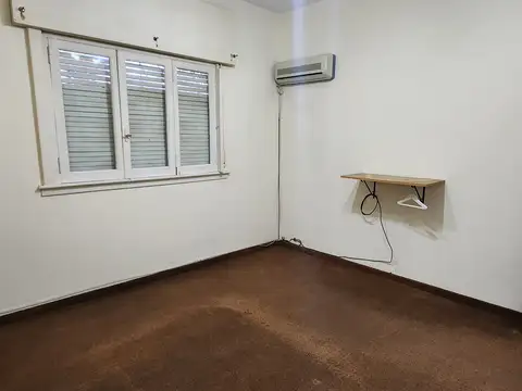 Depto Tipo Casa en Venta 70 años