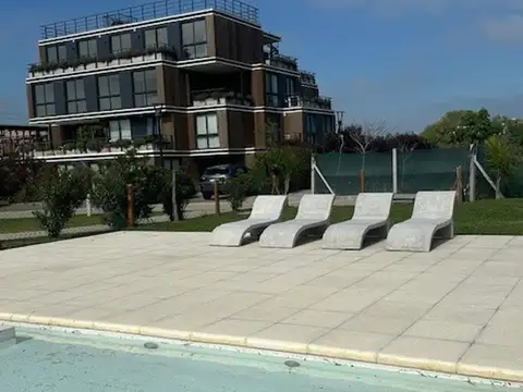 Espectacular Departamento de 4 Ambientes con Terraza   