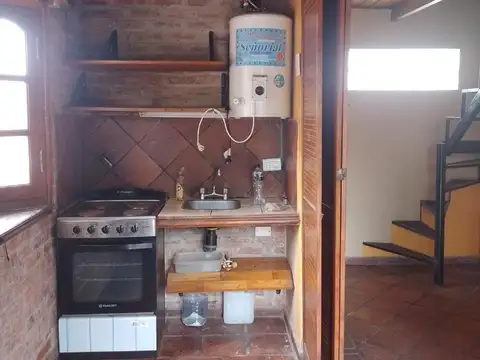 Depto Tipo Casa en Alquiler en Lomas de Zamora, $ 320.000
