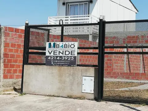 VENTA DE LOTE CON CONSTRUCCIÓN A TERMINAR 